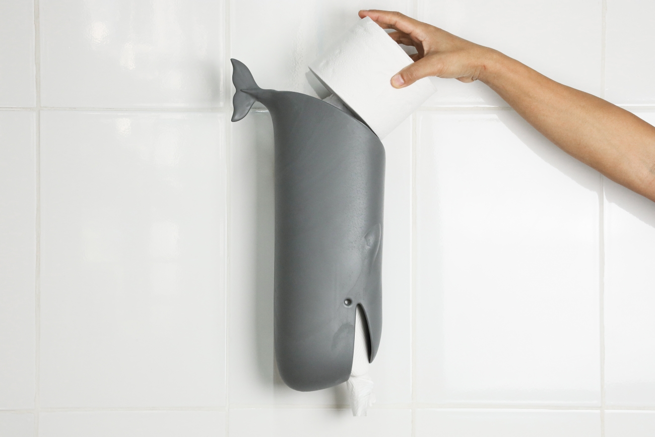 MOBY WHALE (Plastic bag holder)
