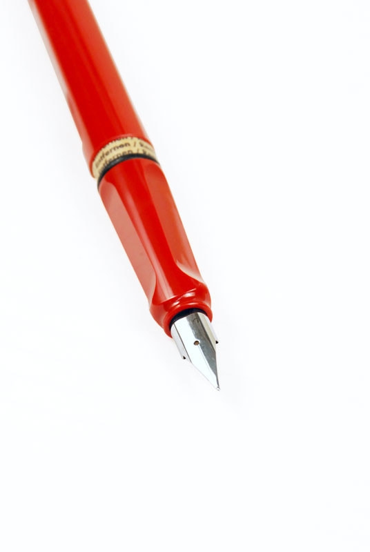 SAFARI - Fountain Pen - Fine - Red